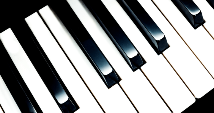 keyboards for piano lessons header